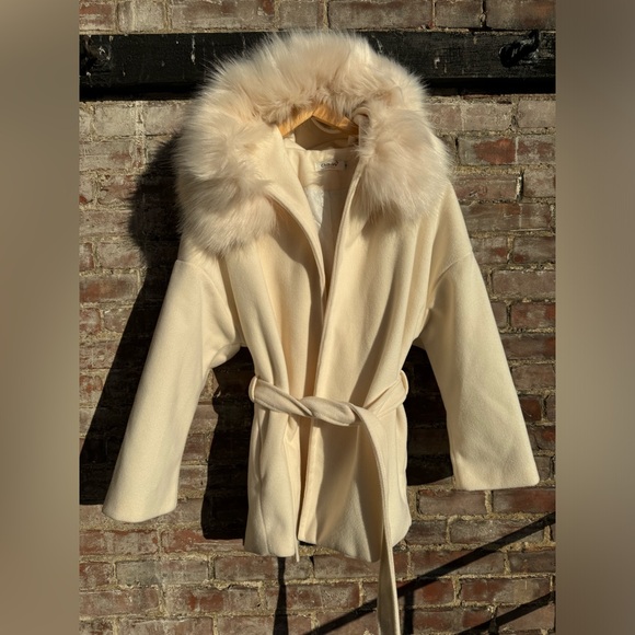 Off White Winter Belted 3/4 Length Coat With Fur Hood M - Picture 3 of 9
